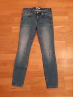 Zara Stretch Jeans, skinny, hellblau, 36 Ludwigsvorstadt-Isarvorstadt - Isarvorstadt Vorschau