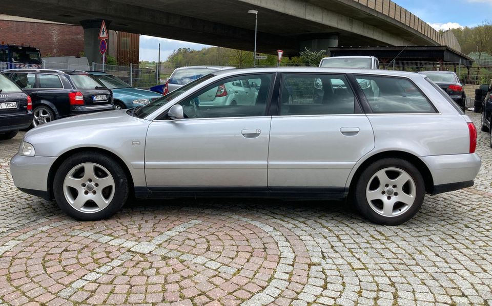 Audi A4 B5 2.8 quattro Avant TÜV Neu Leder BOSE GSD in Herborn