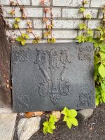 Antike Kaminplatte Ofenplatte aus Gusseisen Köln - Rodenkirchen Vorschau