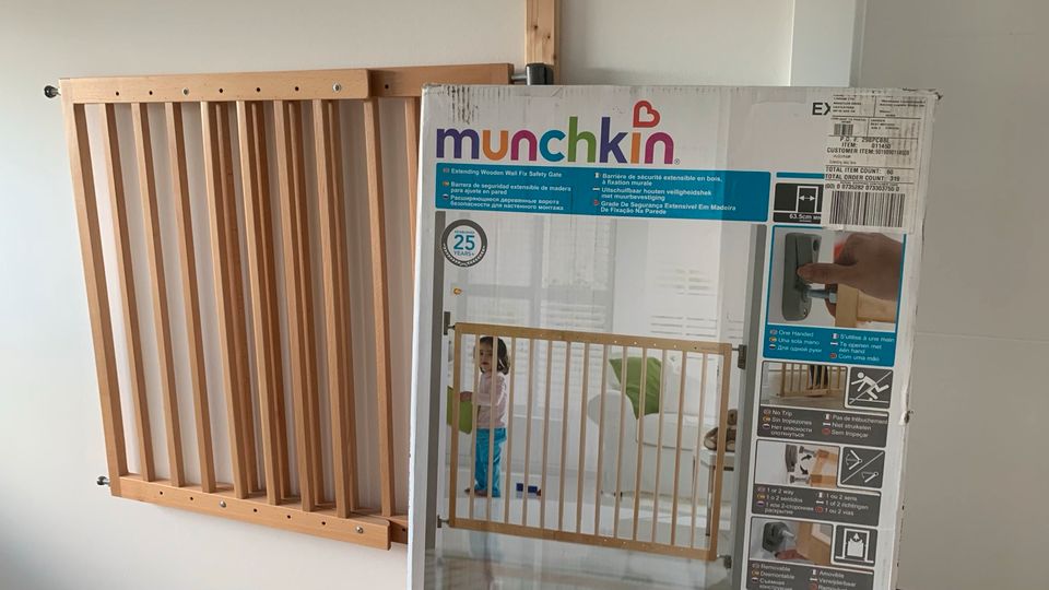 Munchkin Treppenschutzgitter Holz in Neukirchen/Erzgeb
