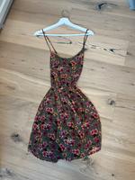Niedliches Sommerkleid von Hollister Niedersachsen - Laatzen Vorschau