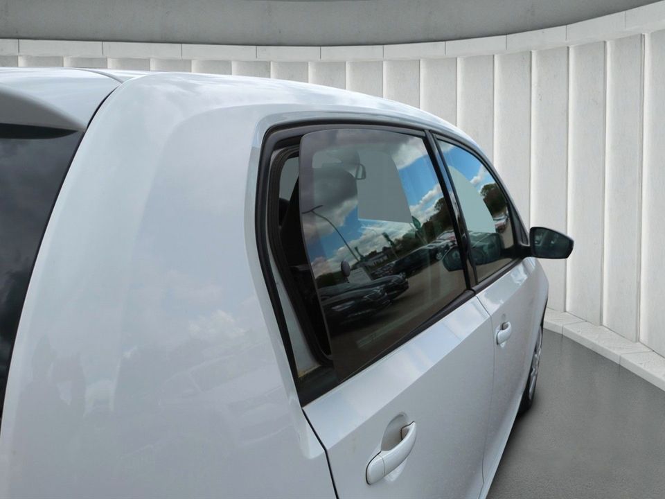 Volkswagen up! move*Klima Bluetoo DAB Maps+More-dock 4Türen in Ruhstorf an der Rott