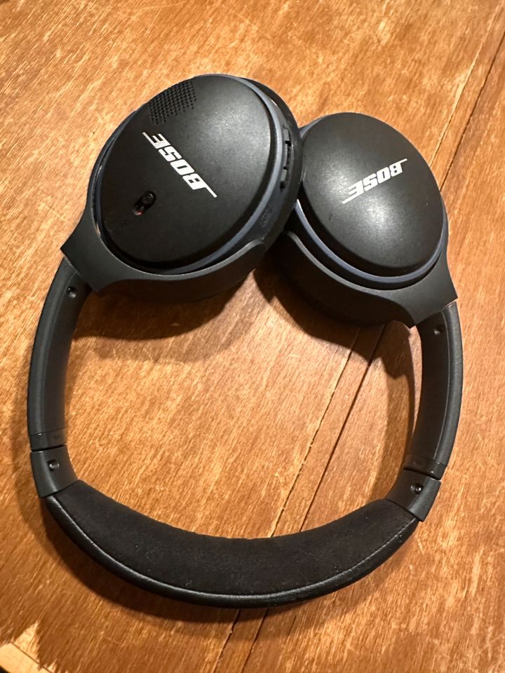 Bose SoundLink Around-Ear in Neuried Kr München