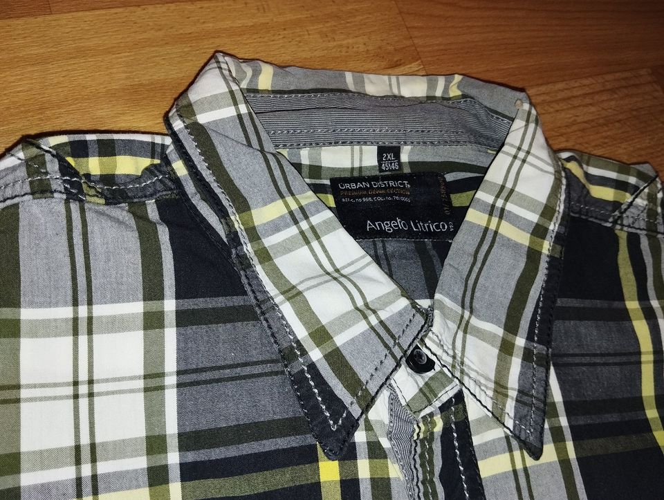 Hemden kurzarm(Gr45/46) Preis je Hemd in Wittichenau