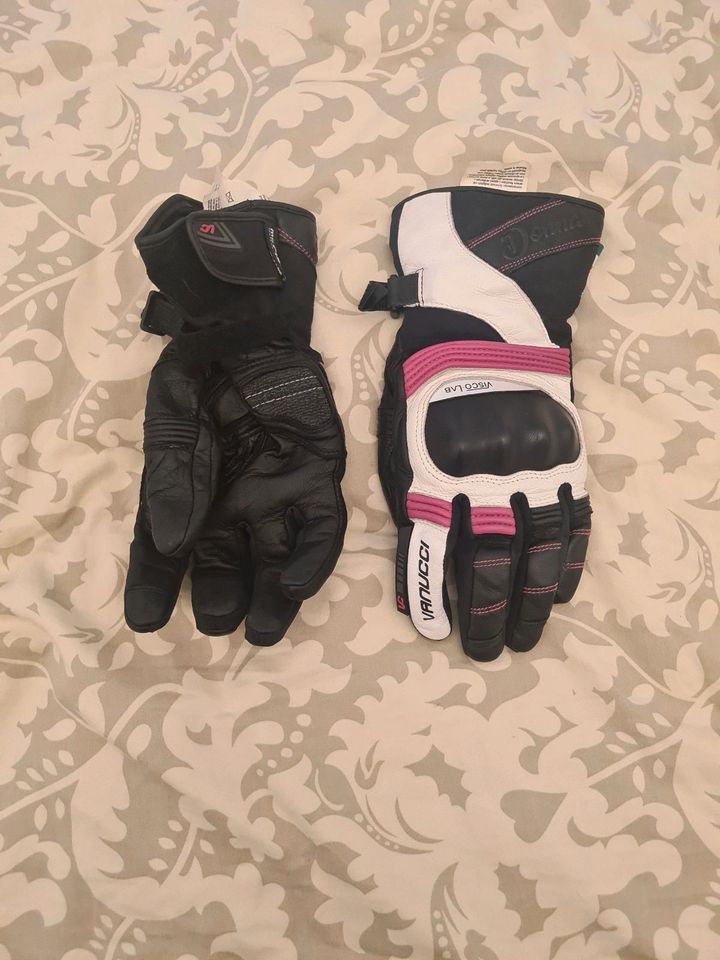 Teil 1.  Motorrad Helm Jacke Hose Handschuhe in Riesa
