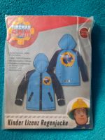 Neue Regenjacke gr 122/128 Feuerwehrmann SAM Sachsen-Anhalt - Lindtorf Vorschau