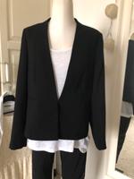 Edler Blazer von Mango in Größe 40 neu Nordrhein-Westfalen - Kamen Vorschau