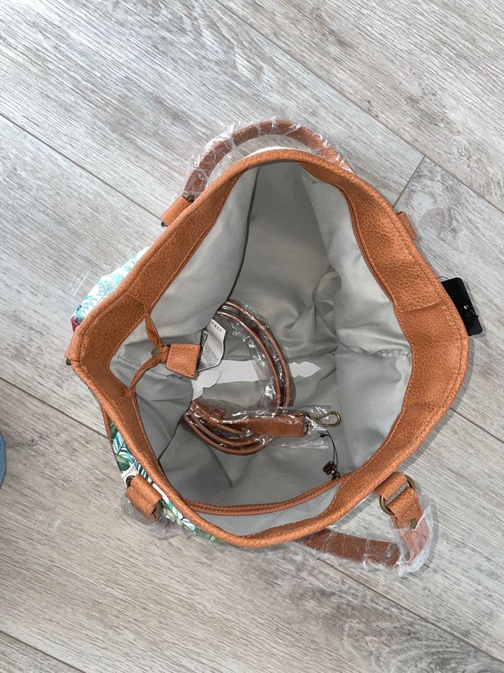 +++Desigual+++schöne Tasche+++NEU+++ in Marienborn