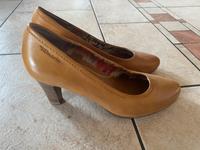 Tamaris Schuhe Pumps Gr 40 curry senfgelb gelb Leder Nordrhein-Westfalen - Goch Vorschau