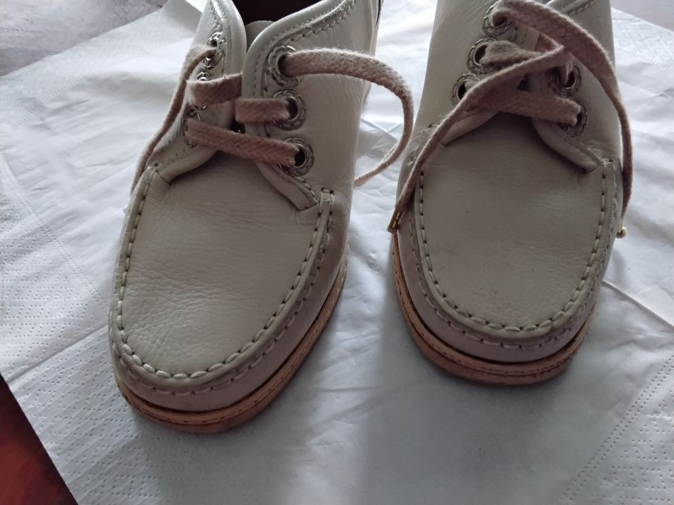 CD Schuhe, wie Waldläufer in beige, neuwertig, Echtleder in Bad Homburg