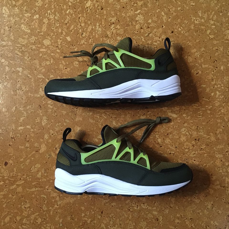 Nike Air Huarache Light 'Olive/Neon' (Unreleased Sample) in Bayern -  Vohburg an der Donau | eBay Kleinanzeigen ist jetzt Kleinanzeigen