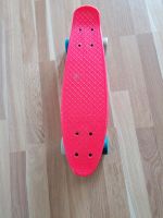 Skateboard für Kinder. Farbe hell rot Hessen - Solms Vorschau
