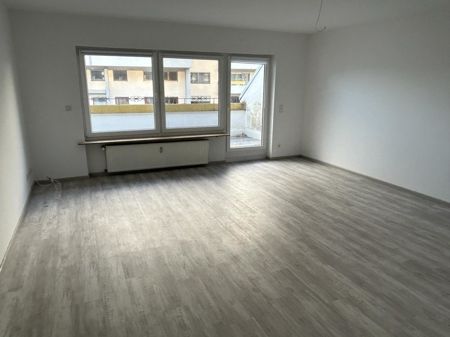 sanierte 2 ZKB-Eigentumswohnung / Dachterrasse / Garage in SB-Güdingen in Saarbrücken