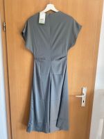 Kleid Satin grau H&M 36 S Neu Mecklenburg-Vorpommern - Bergen auf Rügen Vorschau