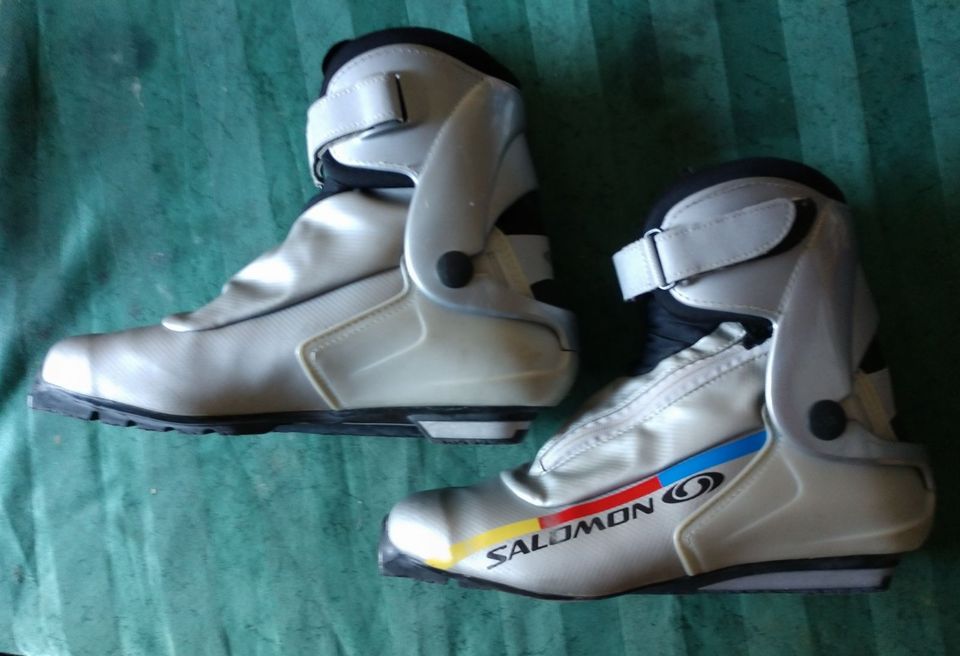 Salomon SNS Profil Gr 44 Skate Combi Classic Langlauf Ski Schuhe in München  - Moosach | eBay Kleinanzeigen ist jetzt Kleinanzeigen