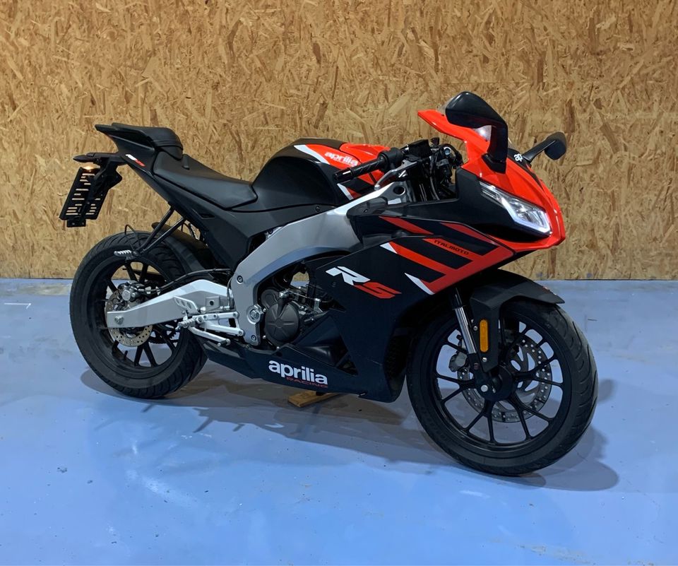 Aprilia RS 125 *6900 KM, TÜV und Wartung Neu* in Osdorf