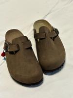 Hausschuhe von Birkenstock Boston Gr. 35 mocca Nubukleder NEU Sachsen - Görlitz Vorschau