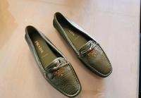 Prada Mokassin Slipper Schuhe Gr. 35 (neuwertig) Bayern - Eggenfelden Vorschau