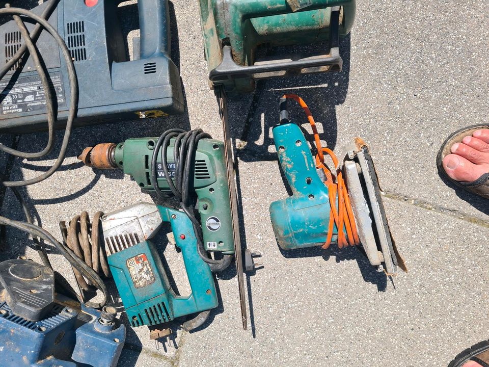 Werkzeug Bohrmaschinen, Hammer, Stichsäge in Oberschleißheim