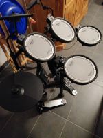 E-Schlagzeug von Roland TD-1KPX2 V- Drums Portable Bundle Bayern - Markt Schwaben Vorschau