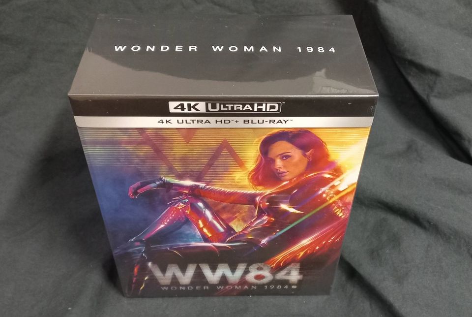 Wonder Woman 1984/Manta Lab/One-Click Box Set/neu in Konstanz