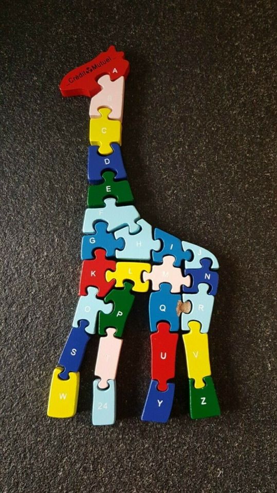 Holzpuzzle Giraffe mit Buchstaben und Zahlen in Denkendorf