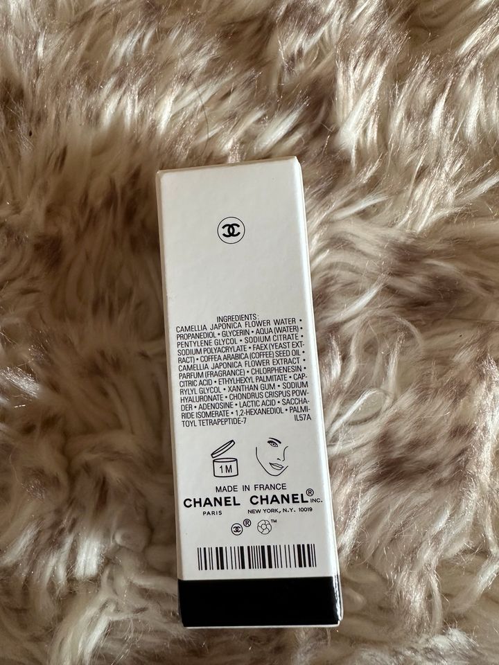 Chanel No. 1 Serum Revitalisante in Bad Zwischenahn