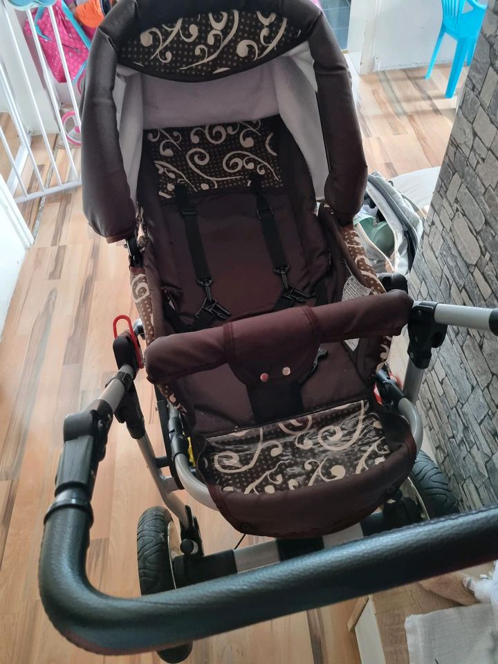 Kinderwagen 3 in 1 in Wörth am Rhein