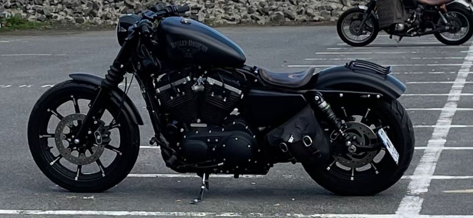 Harley Davidson Sportster Iron 883 2016 Mattschwarz *TOP* in Hamburg