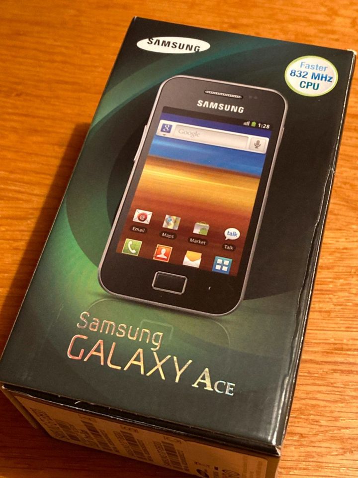 Samsung Galaxy Ace, GT-S5830i, schwarz, Display ohne Kratzer, OVP in Guldental