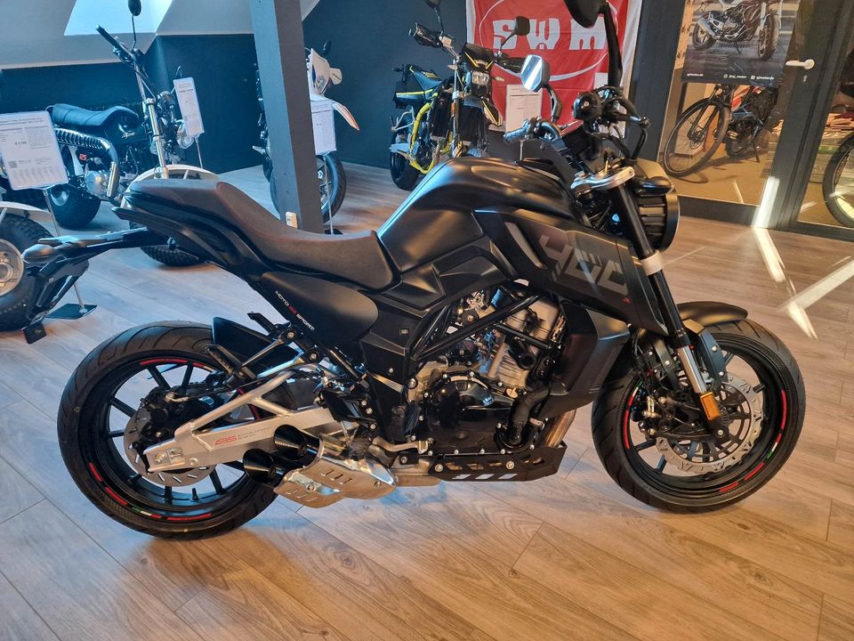 MOTOBI DL 400 NAKED ABS MODELL 2024 SOFORT NEU ANGEBOT in Wermelskirchen