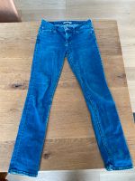 Levi’s jeans 712 slim fit 26/32 Niedersachsen - Moormerland Vorschau