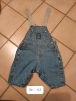 Latzhose gr. 62 Babykleidung Kinderkleidung Jeans Frankfurt am Main - Heddernheim Vorschau