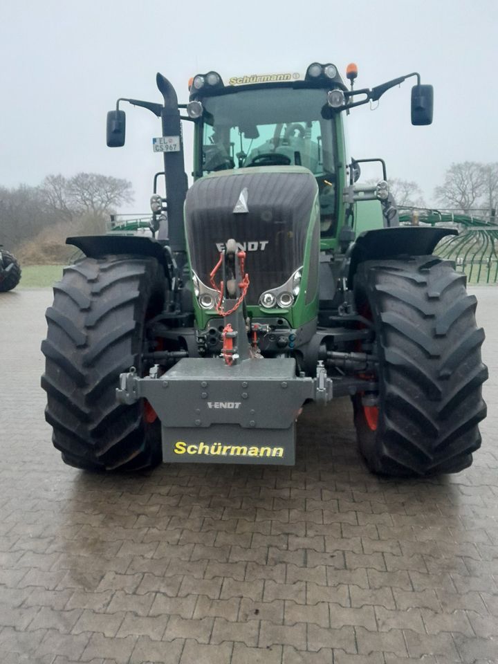 Fendt Allradschlepper 922 Vario, Variante Power in Börger