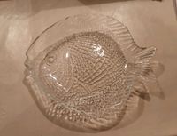 4 Fischteller aus Glas, 19 cm lang, 16 cm breit Bochum - Bochum-Südwest Vorschau