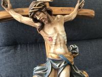 Großes Holzkreuz Kruzifix mit Jesus handgeschnitzt aus Südtirol Baden-Württemberg - Ahorn Vorschau