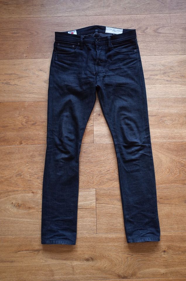 Rogue Territory SK 30 Black Denim Selvedge Jeans in Windsbach