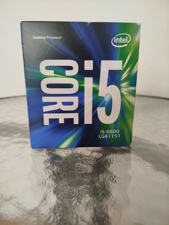 PC Bundle Intel: Mainboard, CPU und Ram in Duisburg
