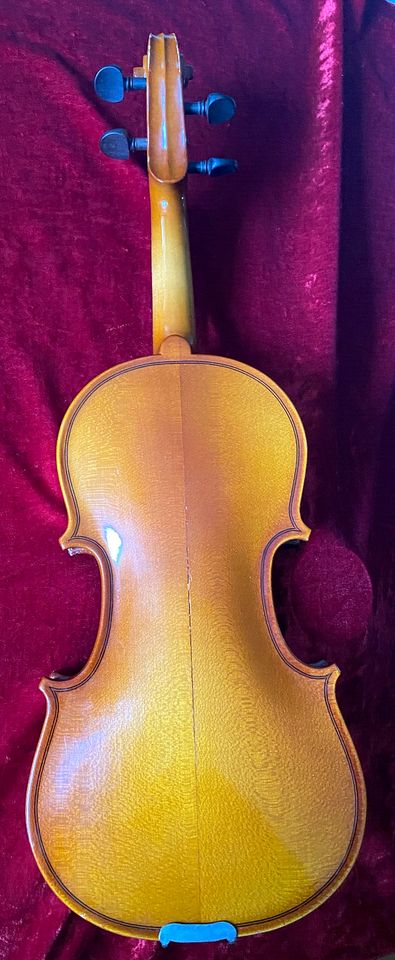 1/4 Violine mit Zettel G. Walther Mittenwald/Karwendel anno domin in Traunreut