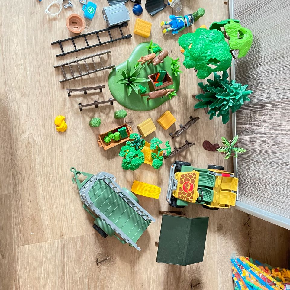 Playmobil verschiedene Teile in Korschenbroich