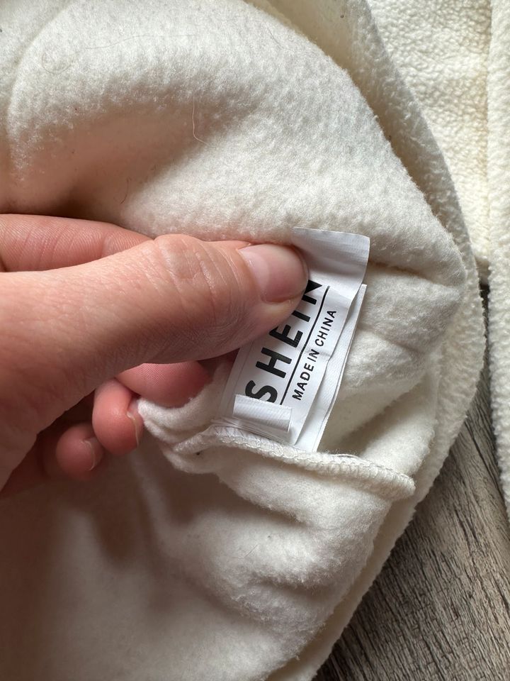 SHEIN / Größe S / Cardigan aus Fleece / Creme / Ungetragen in Körle