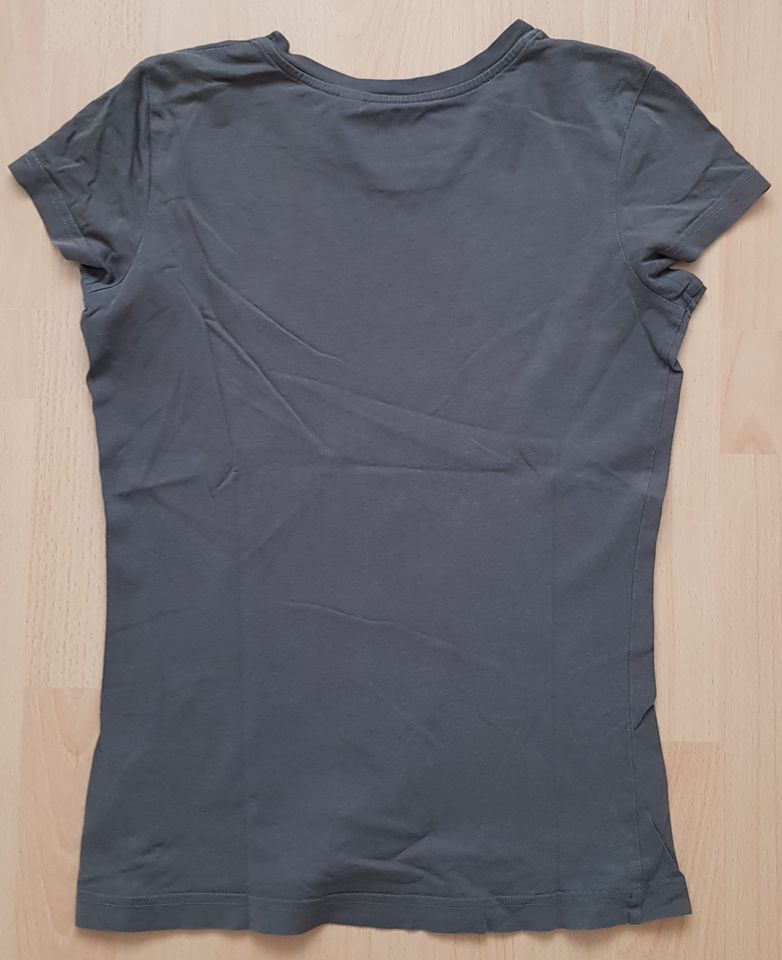 Gr. S T-Shirt Shirt khaki mit lila Aufdruck edc in Berlin