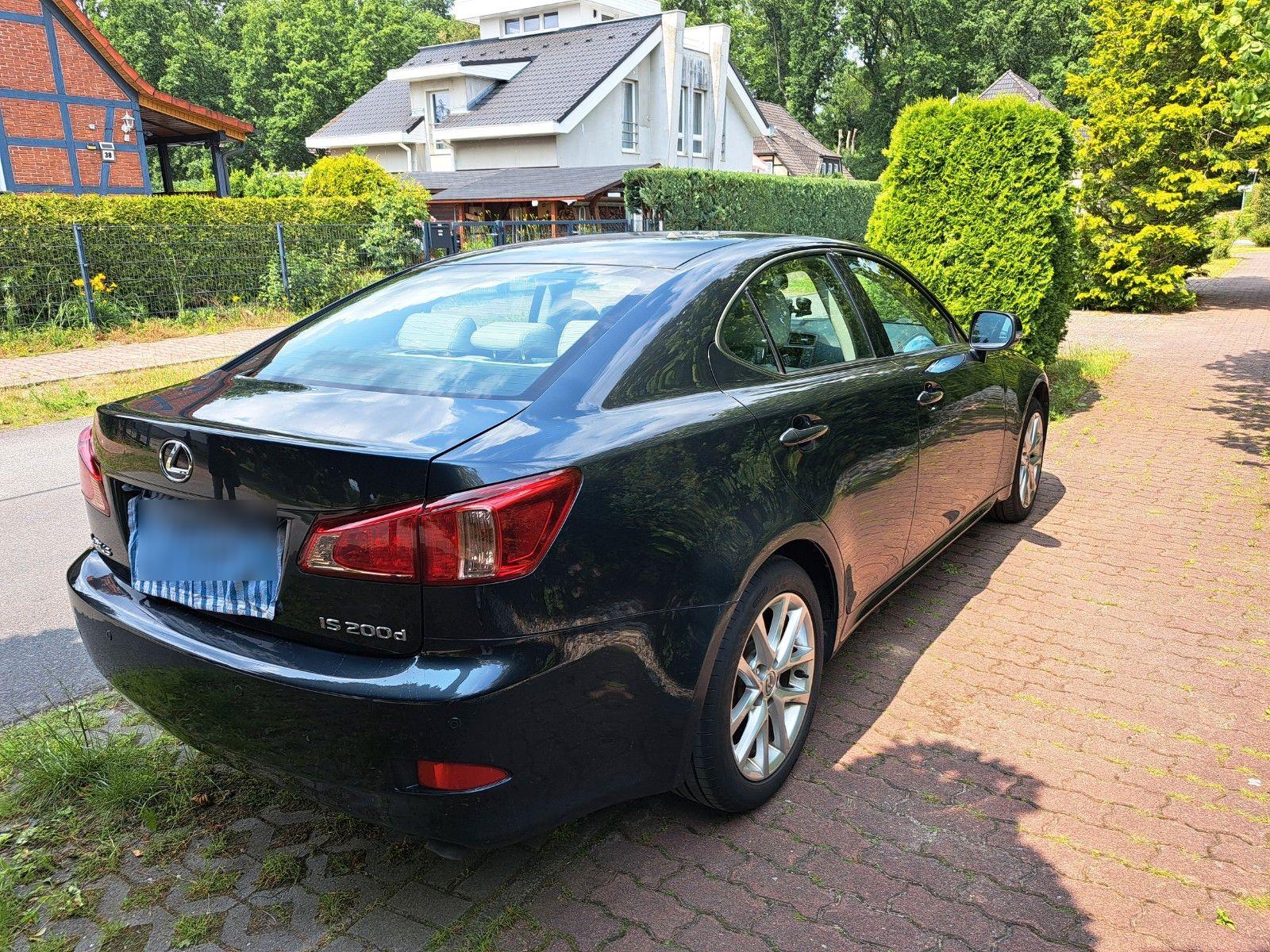Abbildung des Autos Lexus IS 200 200d Execut…