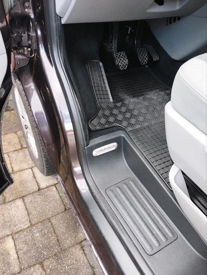 VW T5 Caravelle Lang Version 8-Sitze Sehr Gepflegt! in Bocholt