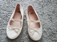 Balerinas Mödchen-Schuhe Kinderschuhe Schuhe Gr.31 Nordrhein-Westfalen - Borchen Vorschau