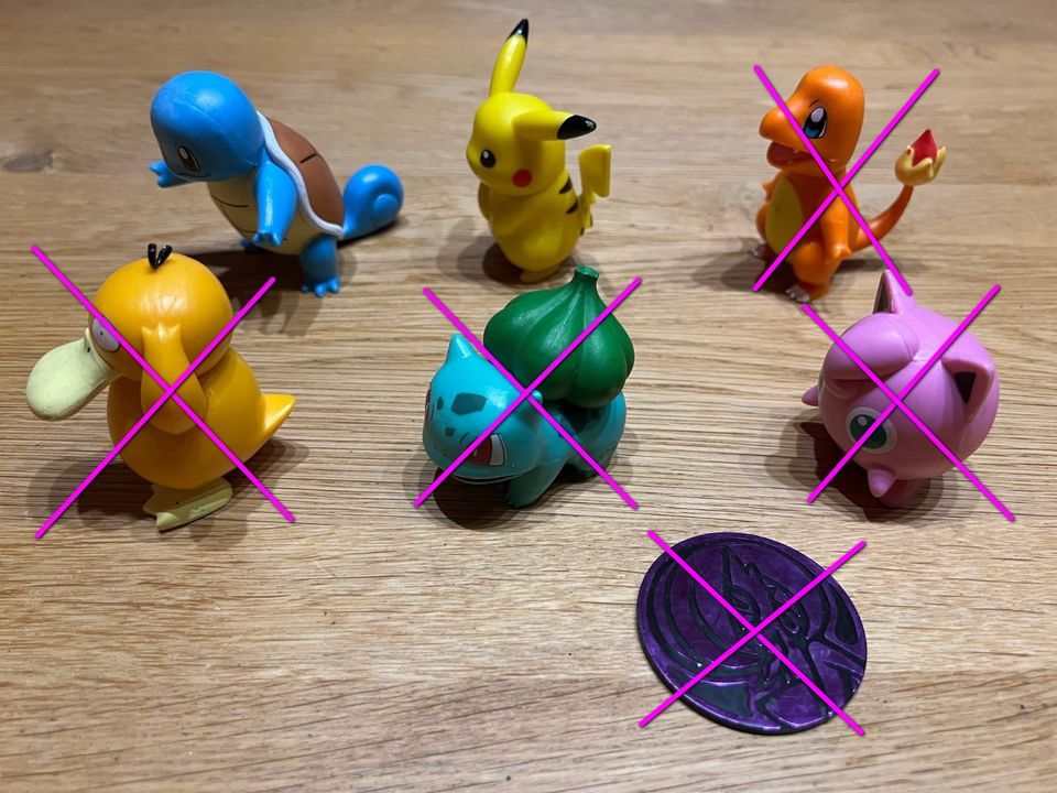 Pokemon Figuren: Schiggy und  Pikachu in Freudenberg