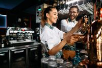 Club-Barkeeper:in (m/w/x) für Donnerstag - Samstag ... (18637166) Friedrichshain-Kreuzberg - Friedrichshain Vorschau