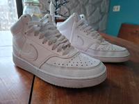 Turnschuhe von Nike in Größe 38 Sachsen - Waldkirchen Vorschau