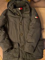 Tommy Hilfiger Winterjacke Gr. L Dithmarschen - Linden Vorschau