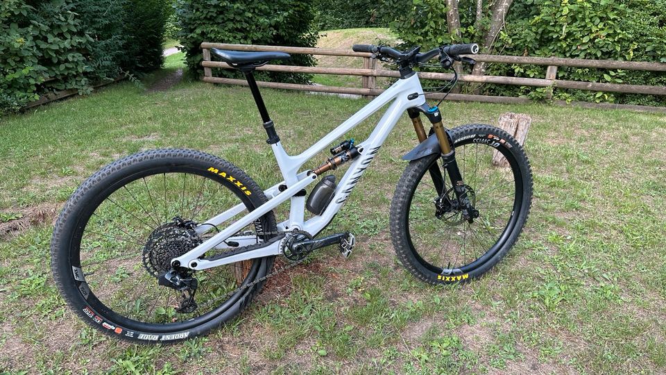 Canyon Spectral 125 CF 9 M in Pinneberg